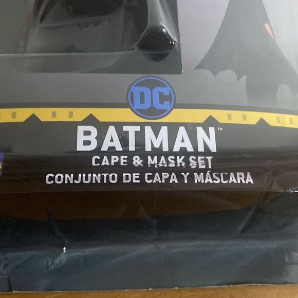 NEW Halloween Costume DC Batman Mask & Cape Set Dress up Superhero - Picture 7 of 7